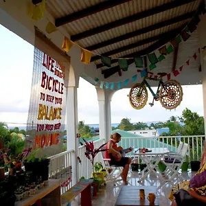  Privatunterkunft Happy Hippies House Guadeloupe